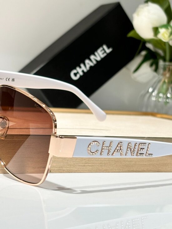 Chanel sunglasses main image 5